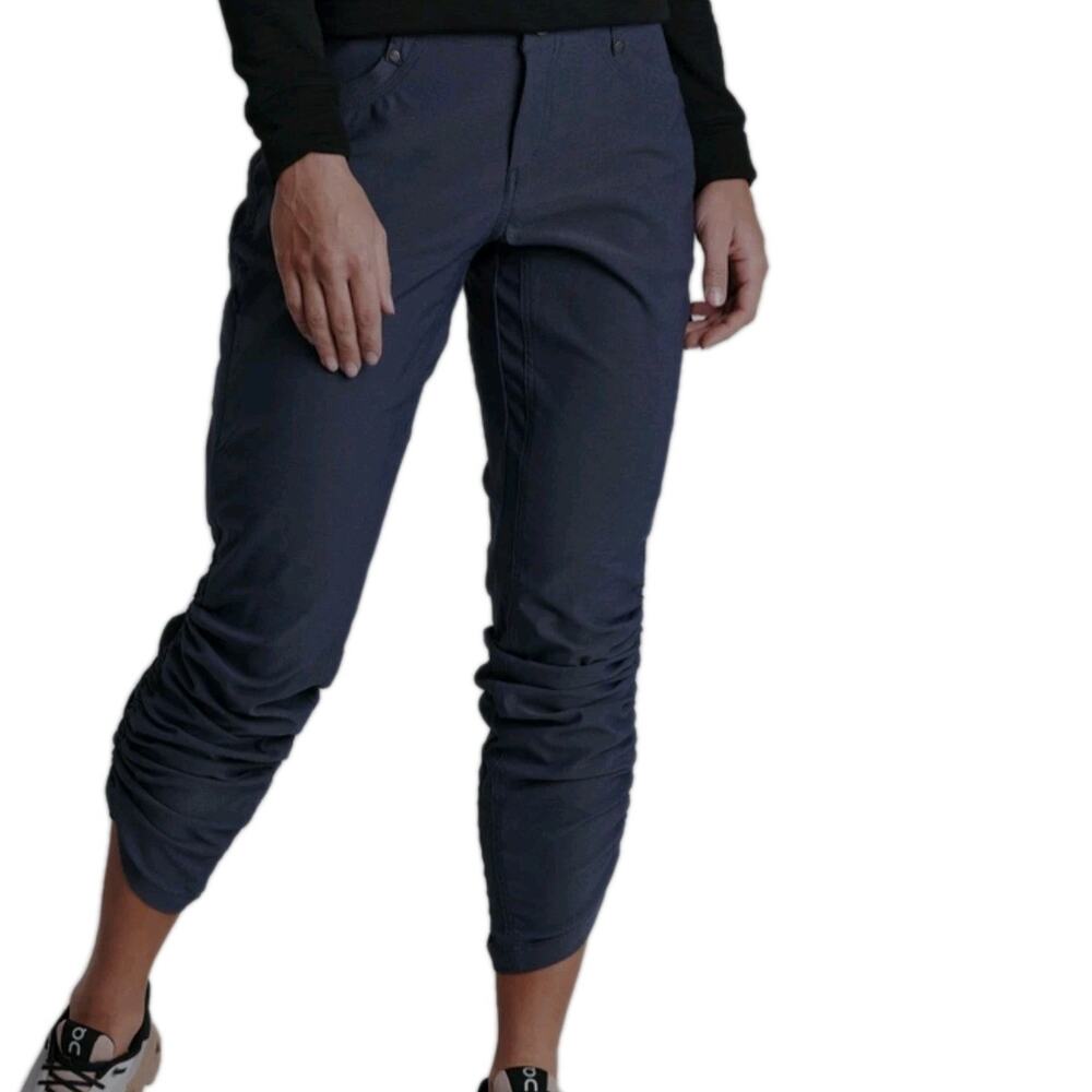 KUHL TREKR Pants Women's 10 Short Blue Hiking Straight Leg Style 6235 Gorpcore